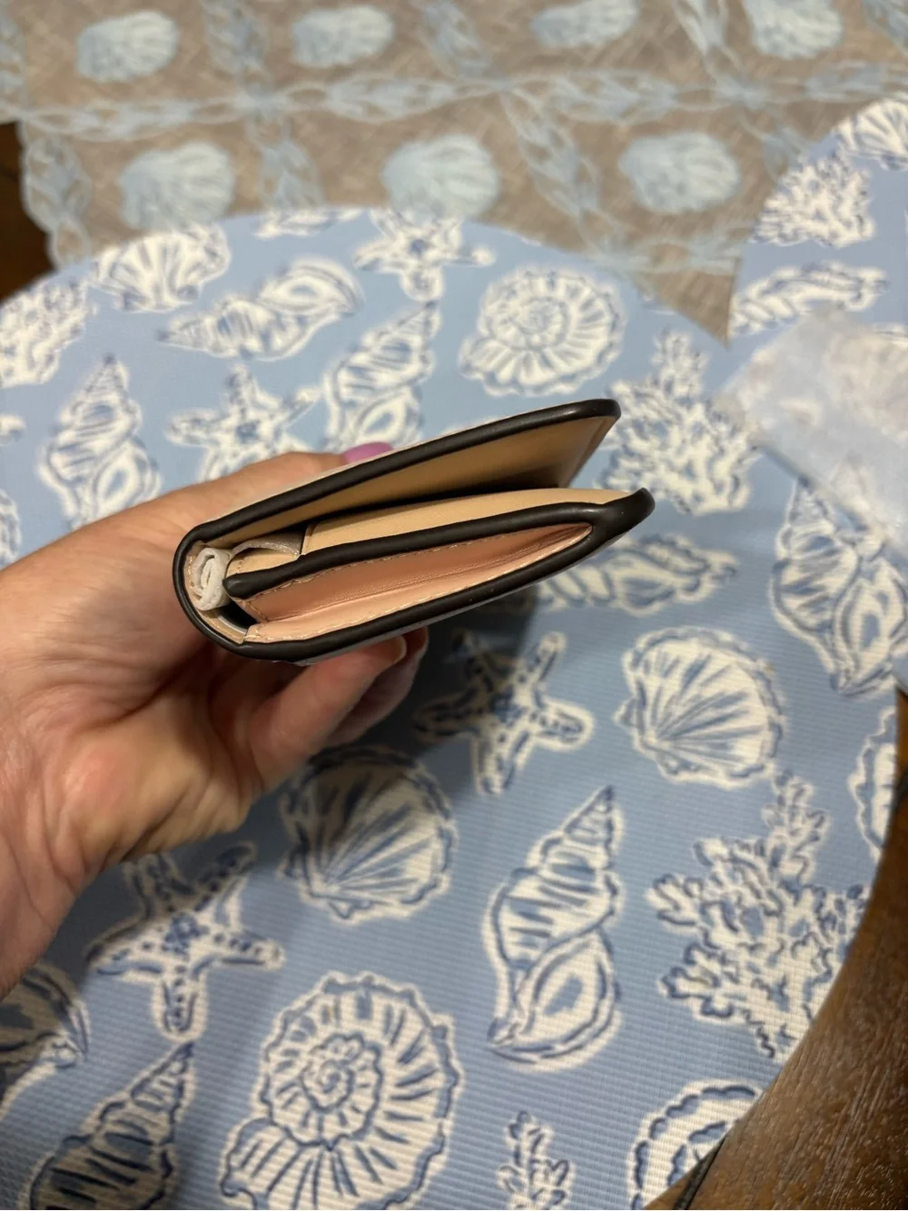 Coach essential slim card case color cream